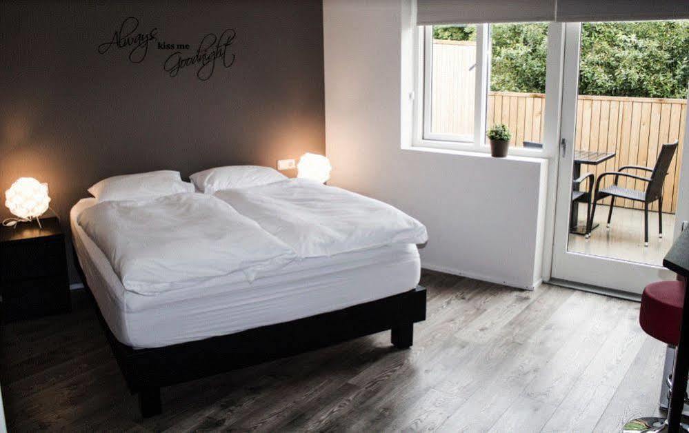 Lava Apartments & Rooms آكيورِيْري المظهر الخارجي الصورة