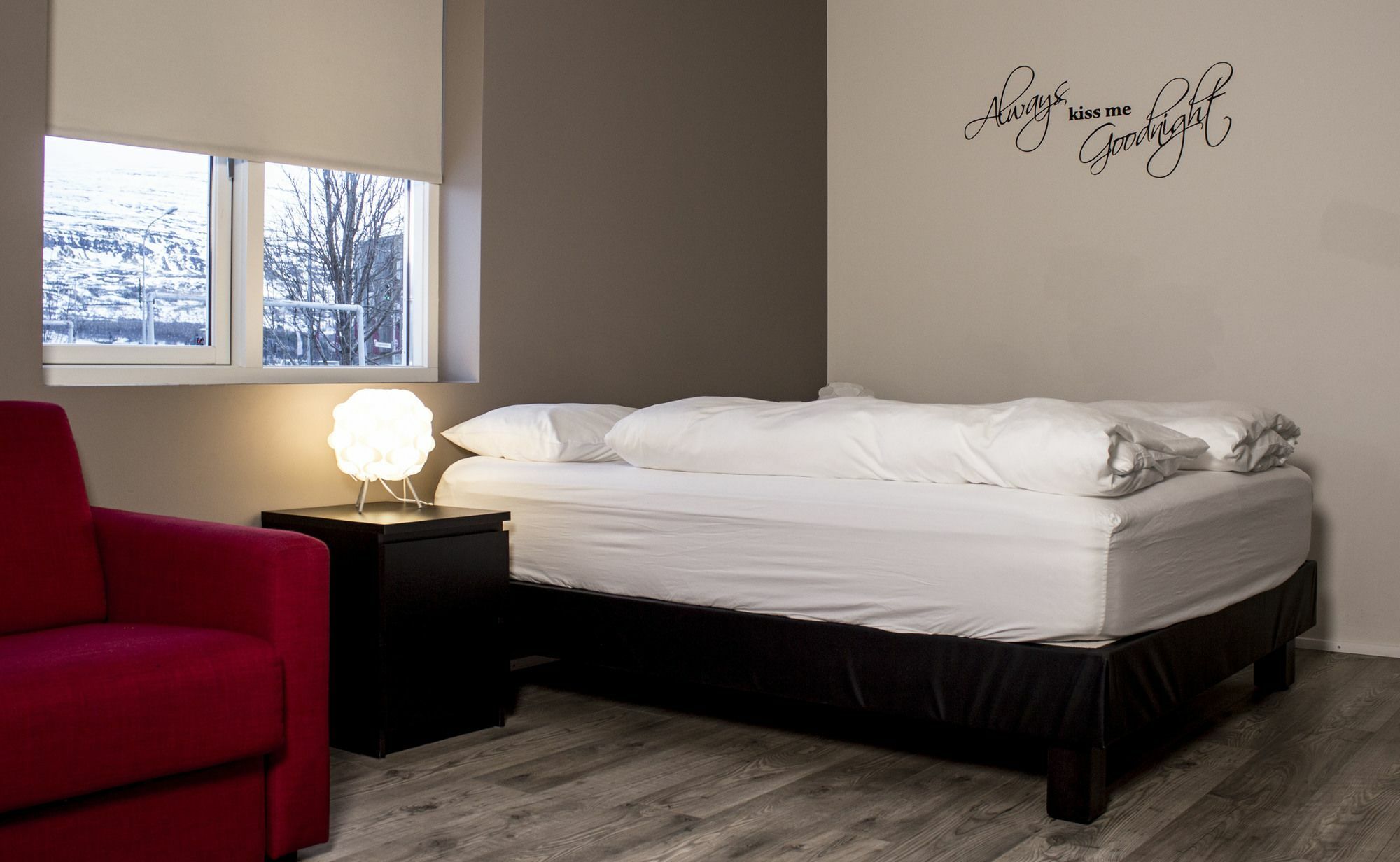 Lava Apartments & Rooms آكيورِيْري المظهر الخارجي الصورة
