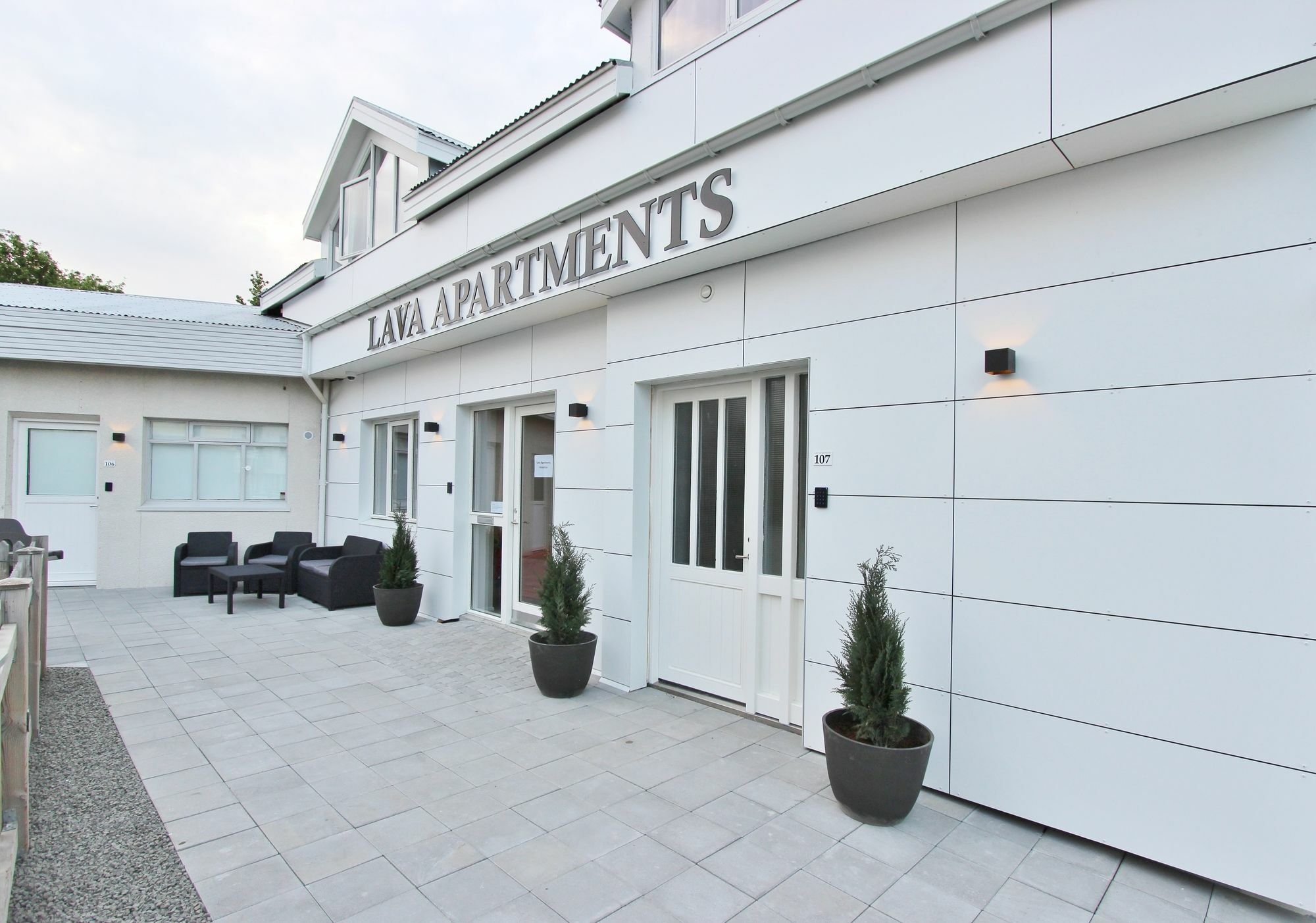 Lava Apartments & Rooms آكيورِيْري المظهر الخارجي الصورة