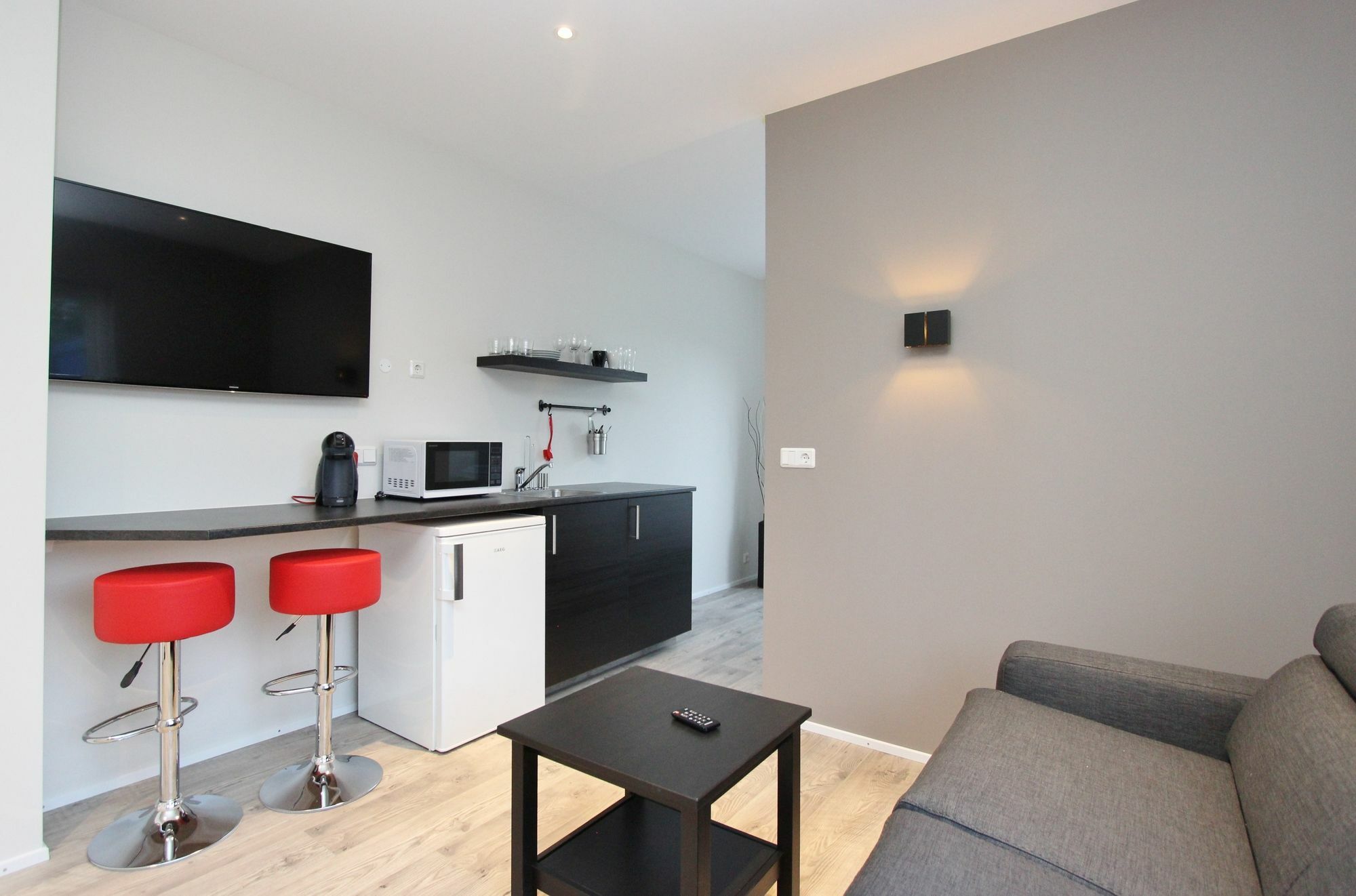 Lava Apartments & Rooms آكيورِيْري المظهر الخارجي الصورة
