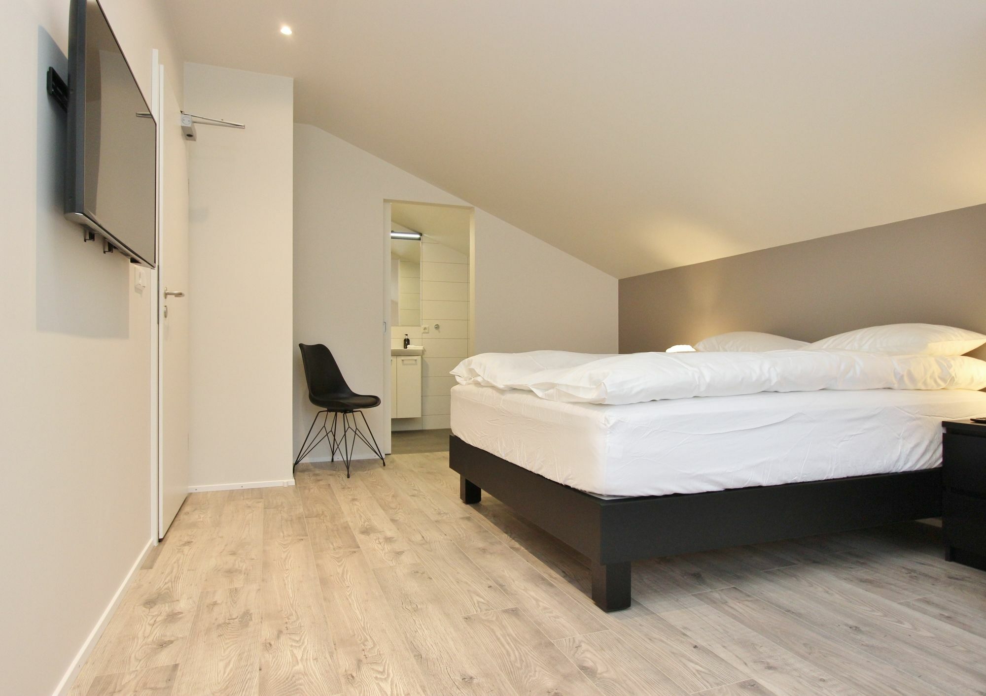 Lava Apartments & Rooms آكيورِيْري المظهر الخارجي الصورة